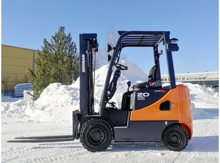 фото Дизельный погрузчик DOOSAN D20SC-5 от Сервис24 в Тольятти